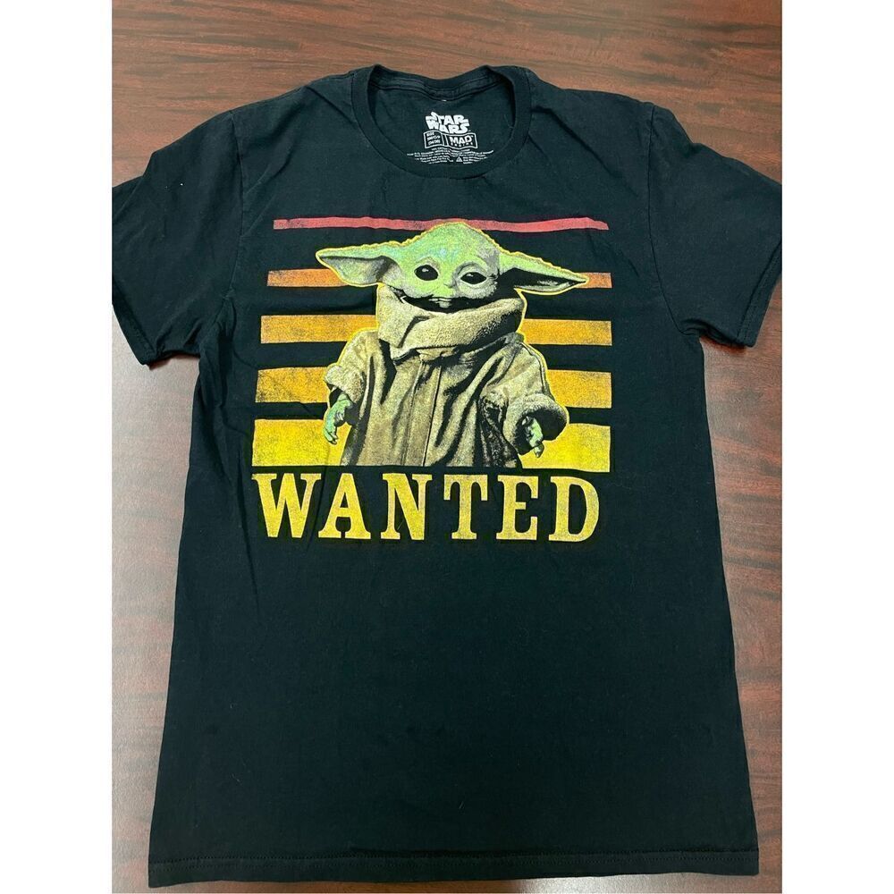 Star Wars Yoda Wanted Young Mens Graphic Black Short Sleeve Tee Size Small